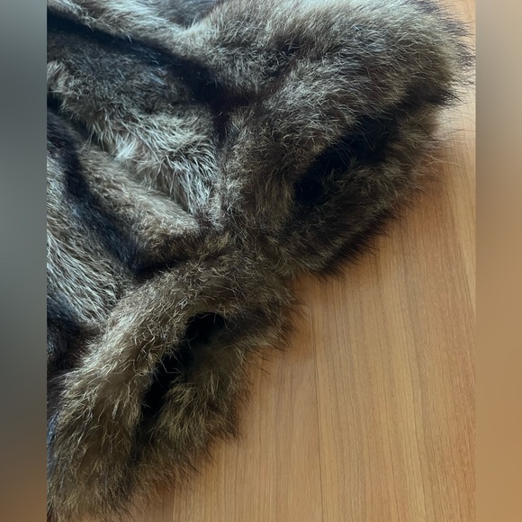 Vintage Natural Raccoon Fur Jacket 30” Let-Out Construction Small Collar Size M - Picture 7 of 15